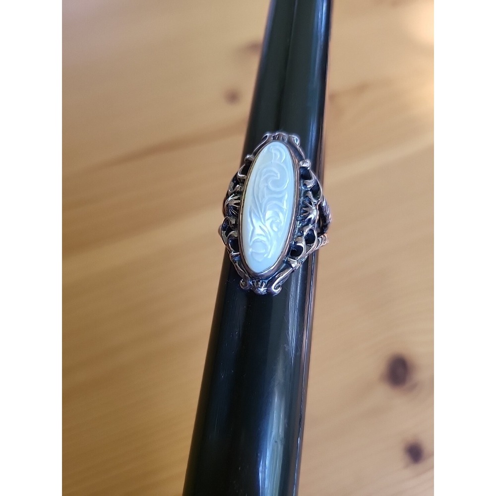 Carolyn Pollack Sterling Silver Carved Mother of Pearl Gemstone Ring Size 6.5